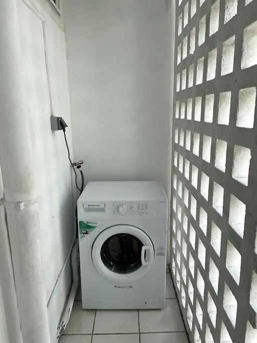 Appartement Moderne, 2 Chambres, Proche Aeroport • Chu • Port Les Abymes